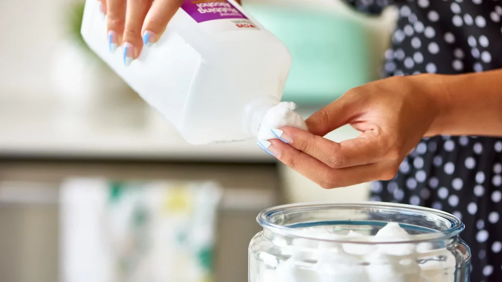 rubbing alcohol for bed bug